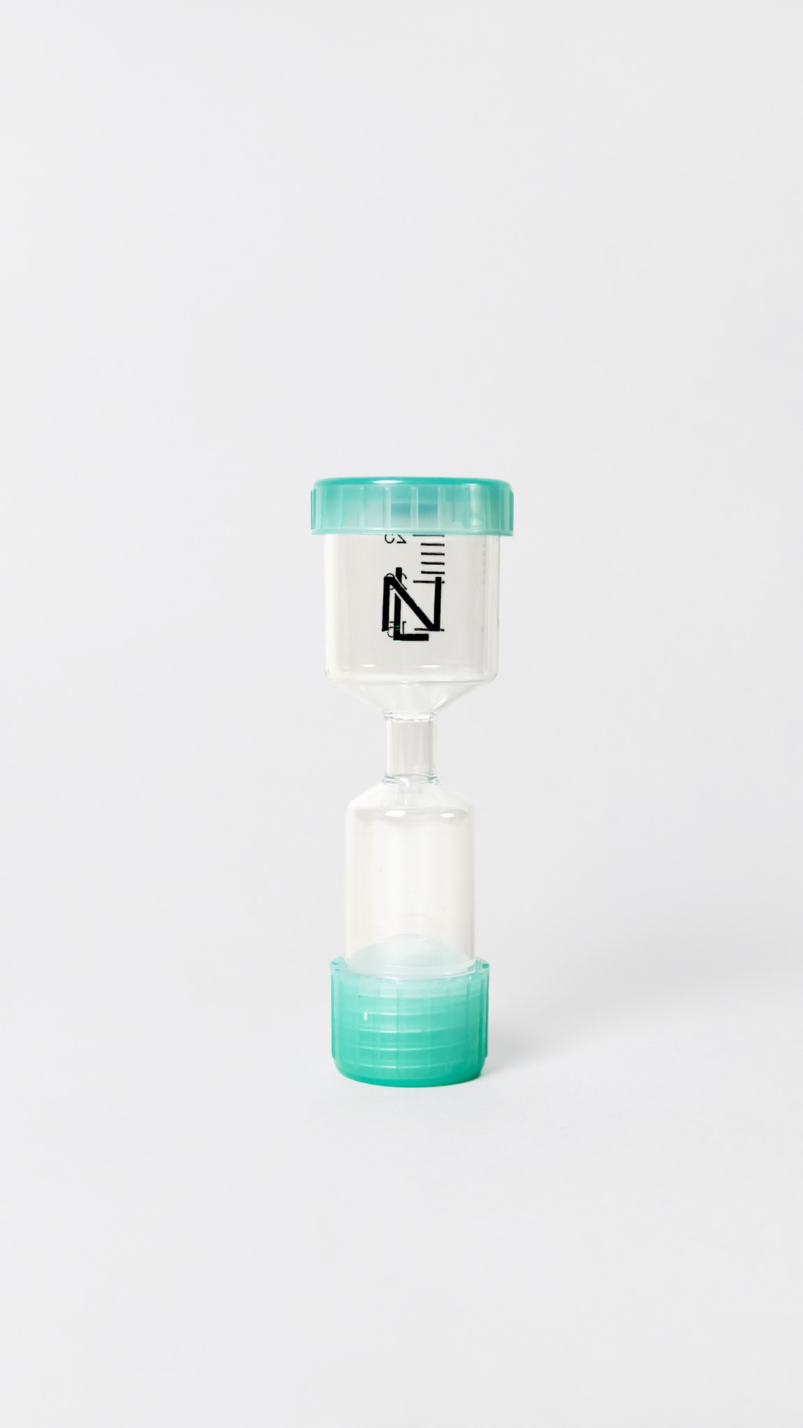 LN-01 透明沙漏型管身與薄荷綠旋轉底部